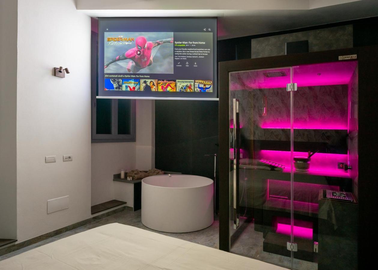 F1Rst Suite Apartment & Spa Florence Ngoại thất bức ảnh