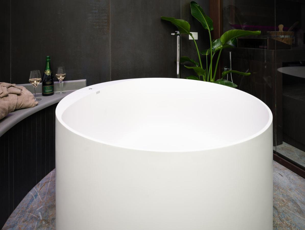 F1Rst Suite Apartment & Spa Florence Ngoại thất bức ảnh